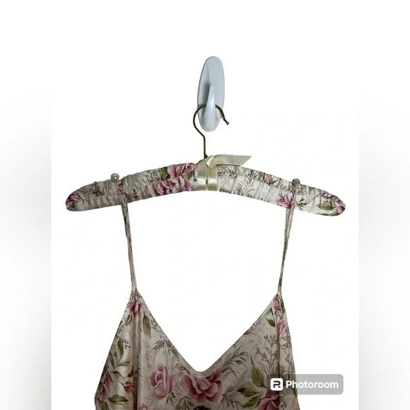 Vintage NWT Dentelle Women’s Floral Slip with matching hanger Large USA made - Picture 3 of 9